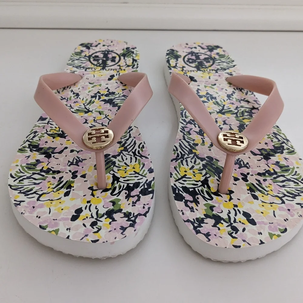 EUC! Tory Burch Flip Flop Sandal In Pink Quartz Flower Field Size 8 - Picture 2 of 15